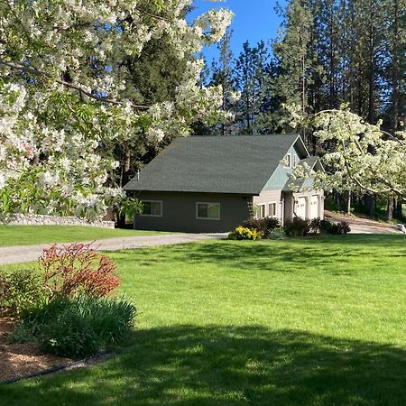 Maison d'hôtes Hideaway Ranch à Bonners Ferry Extérieur photo